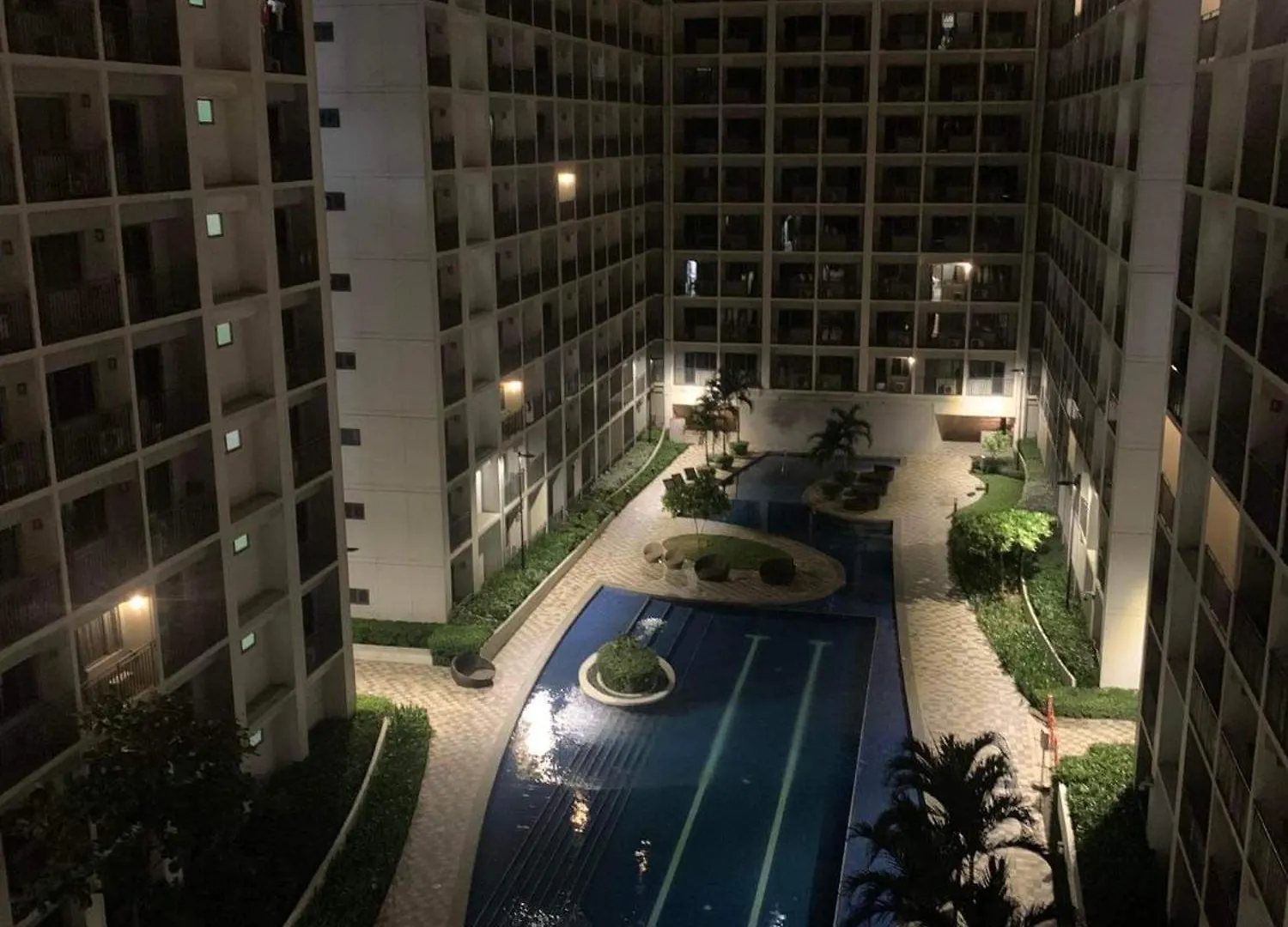 Apartment Perfect Blend Of Home & Comfort Manila